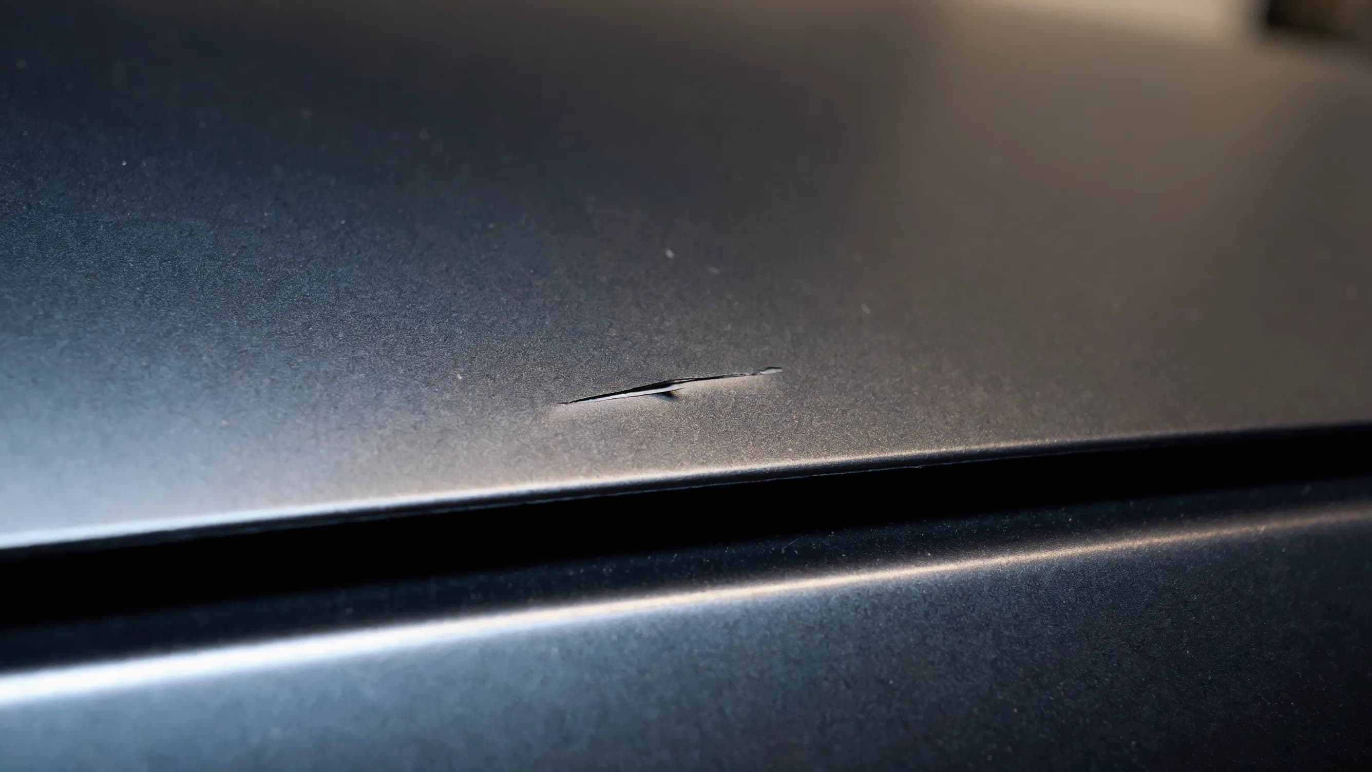 How to Repair a Small Cut in Vinyl Wrap: Quick Fix or Replacement?